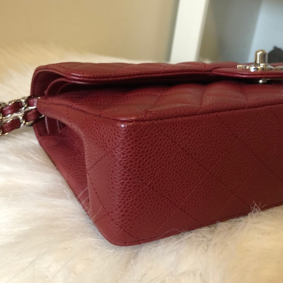 💯Authentic CHANEL Dark Red Cavier Medium Flap - Picture 6 of 9